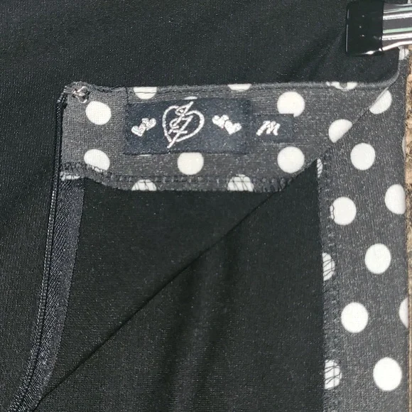 Black Skeleton Print Women's Skirt - Picture 4 of 4